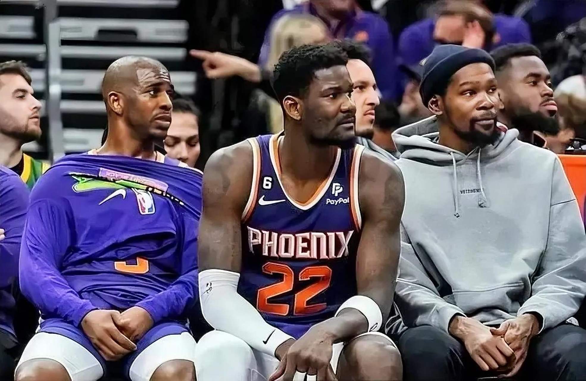 关于独行侠力克猛龙,艾顿统治全场的信息 关于独行侠力克猛龙,艾顿统治全场的信息