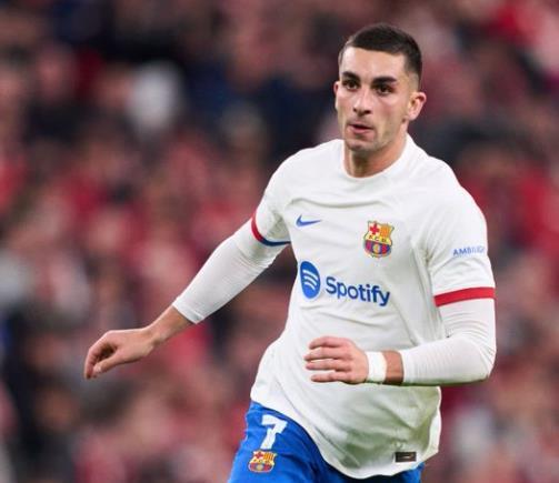 AC米兰碾压勒沃库森,费兰·托雷斯惊艳世界 AC米兰碾压勒沃库森,费兰·托雷斯惊艳世界