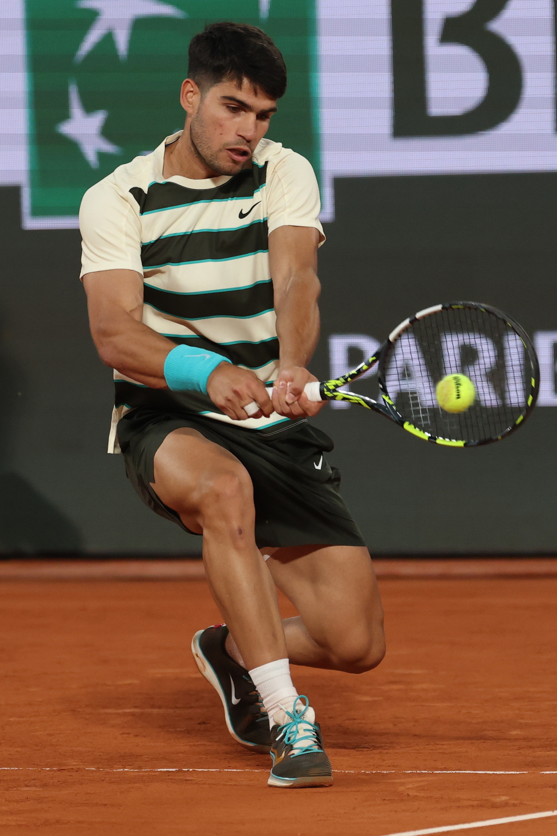 包含美国网球队轻取欧洲网球队，阿尔卡拉斯惊艳世界的词条