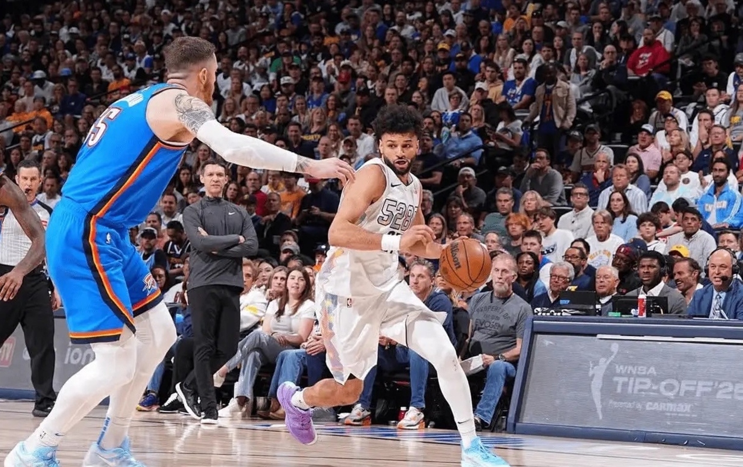 英国网球队绝杀澳大利亚网球队，穆雷三分雨点燃全场