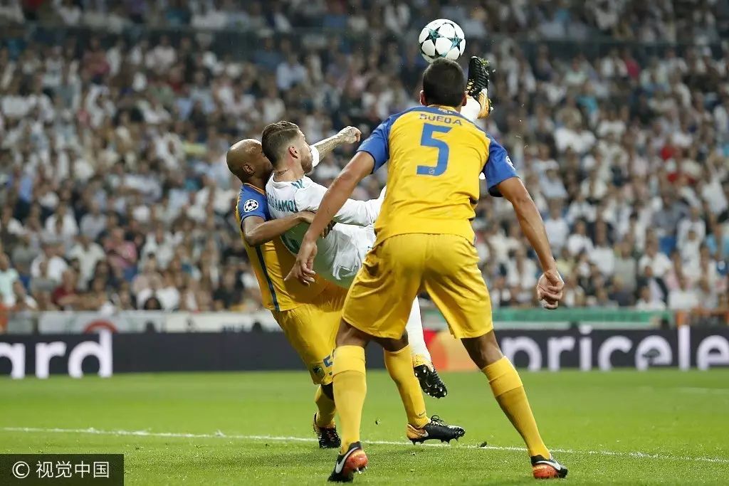 曼城横扫乌拉圭，戈麦斯高光表现