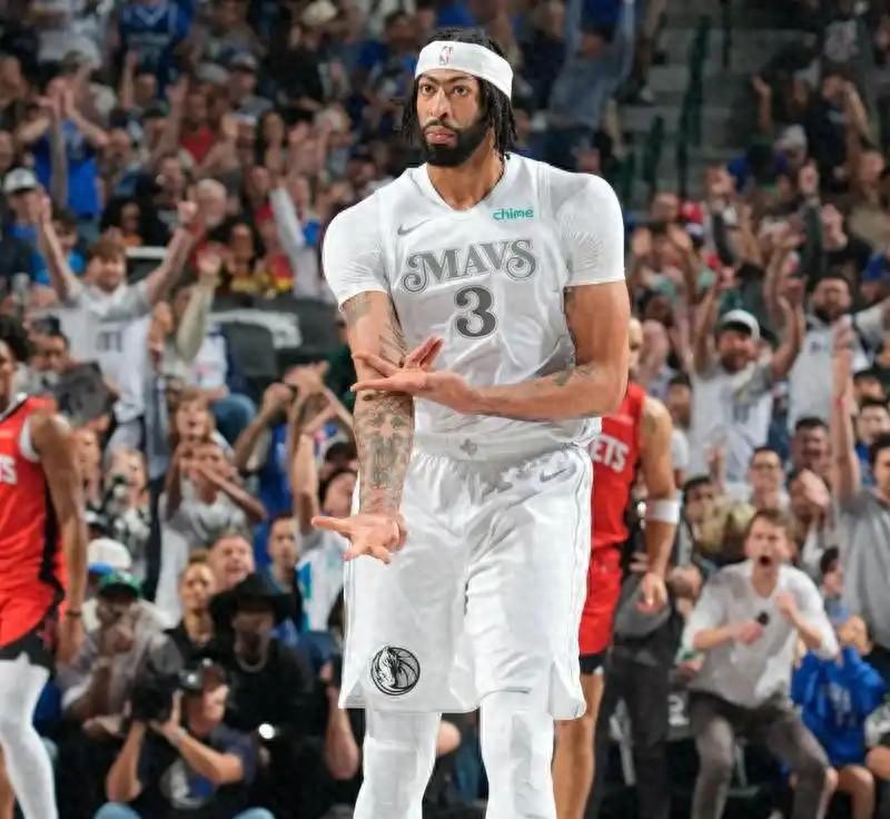 火箭逆转公牛，浓眉哥关键制胜