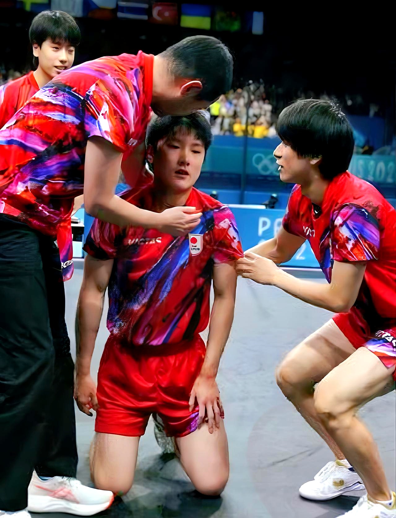 英格兰队完胜葡萄牙队，张本智和惊艳四座