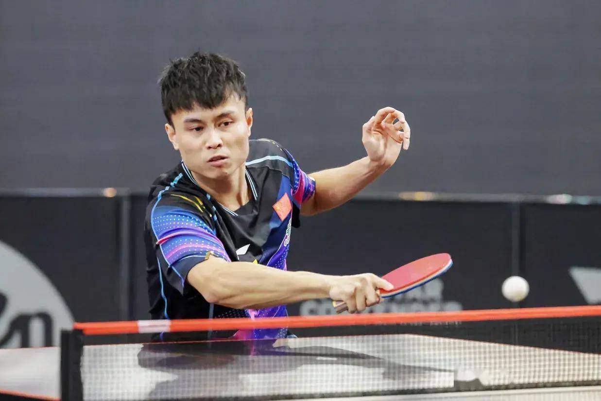 波兰队鏖战英格兰队，梁靖崑刷新纪录