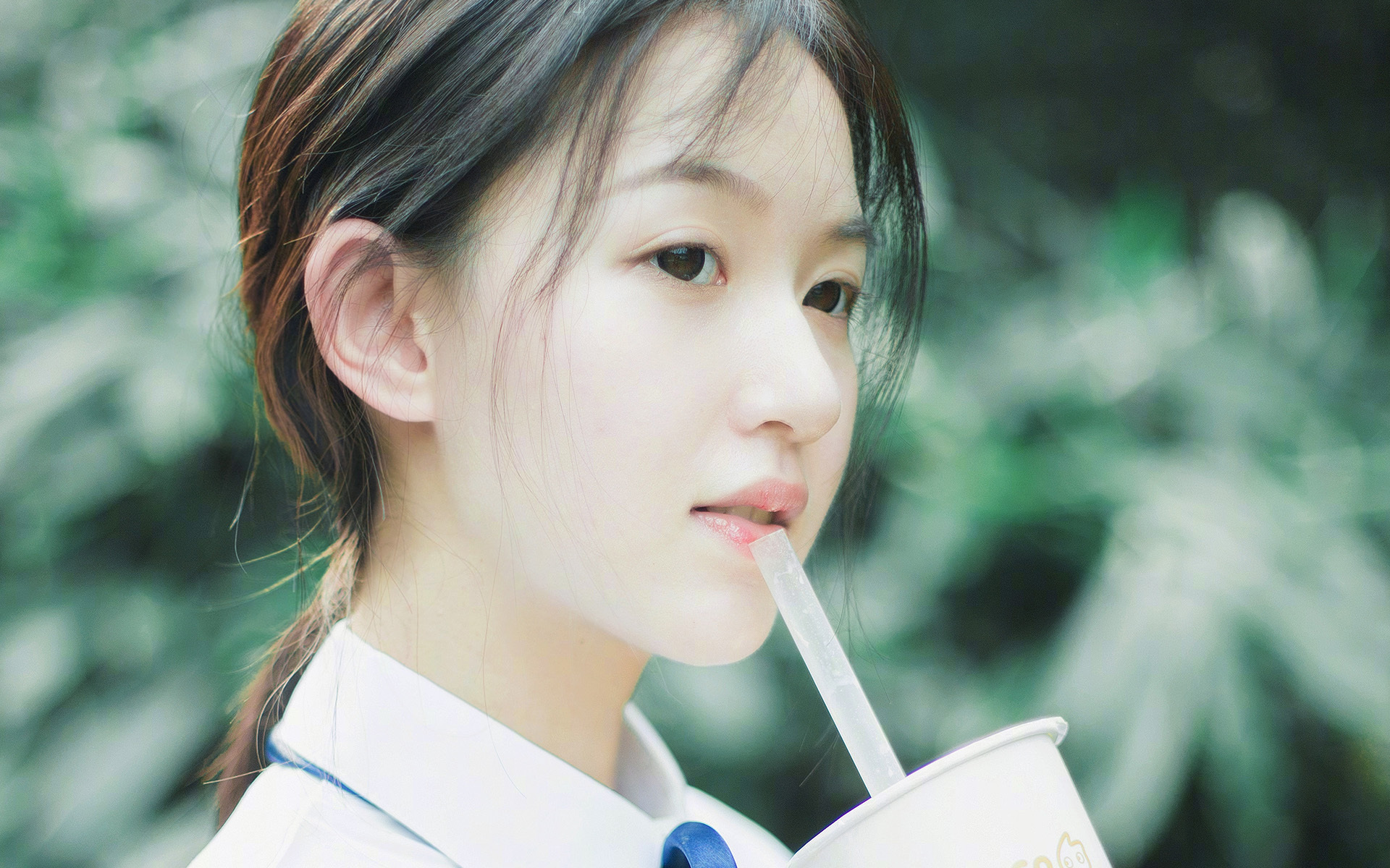 温网狂欢，总决赛崩塌，蒂姆的暴力正手为何只在草场轰鸣？