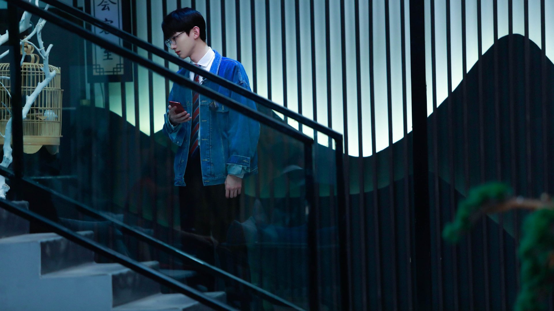 戈贝尔在明尼苏达隔空扣碎现代篮球的黄昏，菲尼克斯用一记三分在时间尽头为黄蜂敲响丧钟