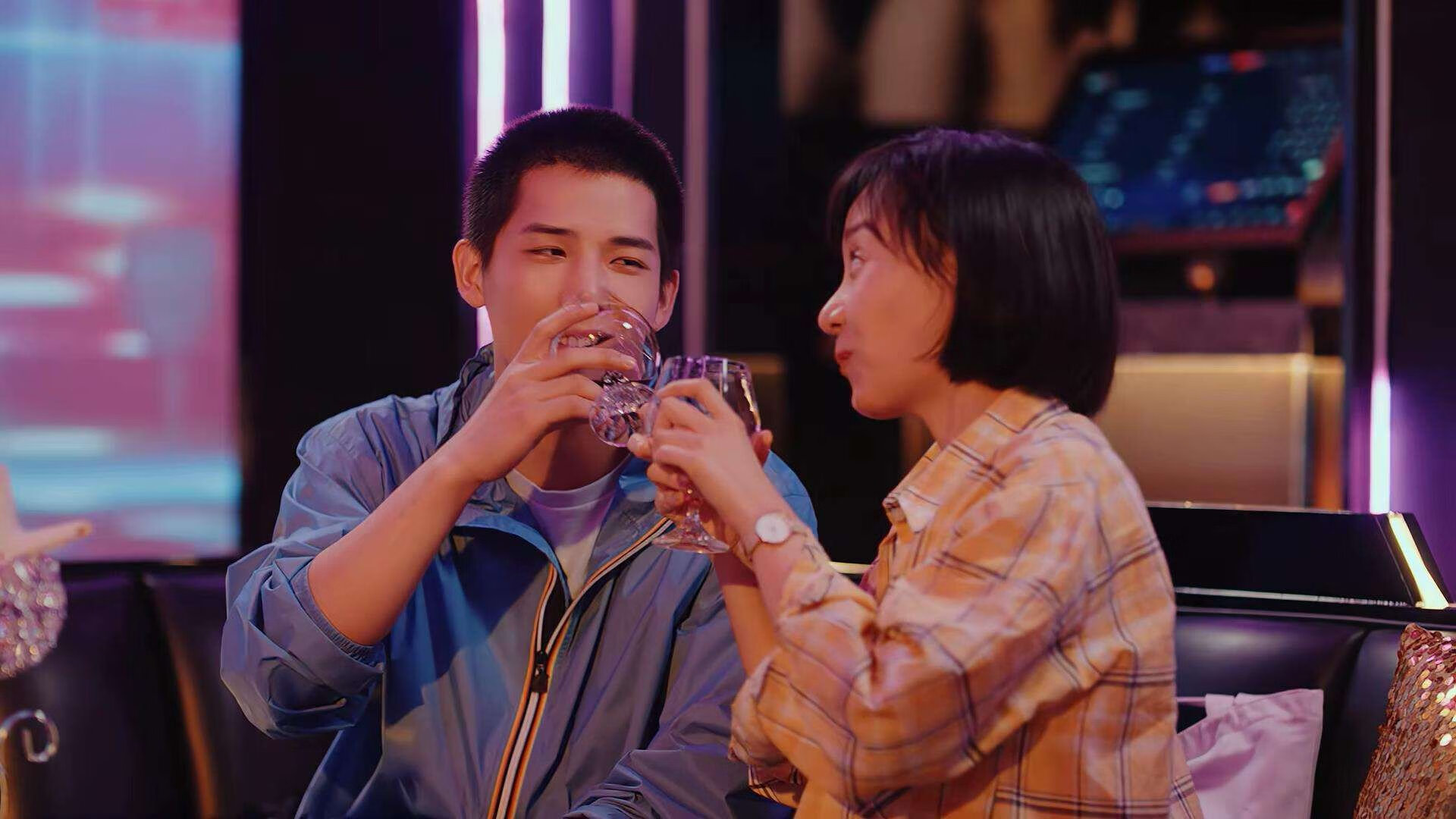 三年前他饮恨落败，如今终场0.7秒他用一记不可能的进球，将对手钉在耻辱柱上