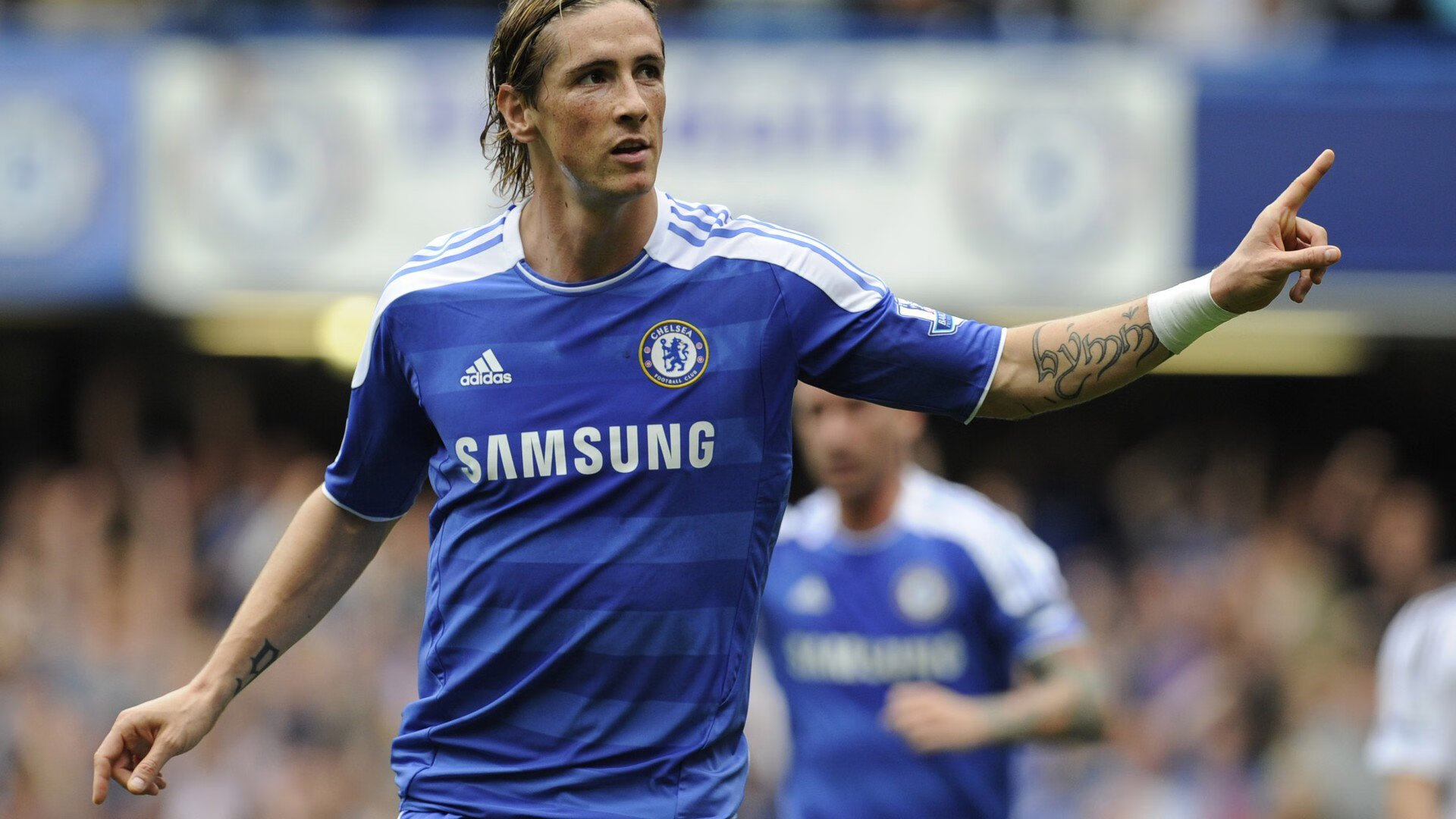 一剑封喉，当米切尔在最后三分钟撕裂广东队的钢铁防线